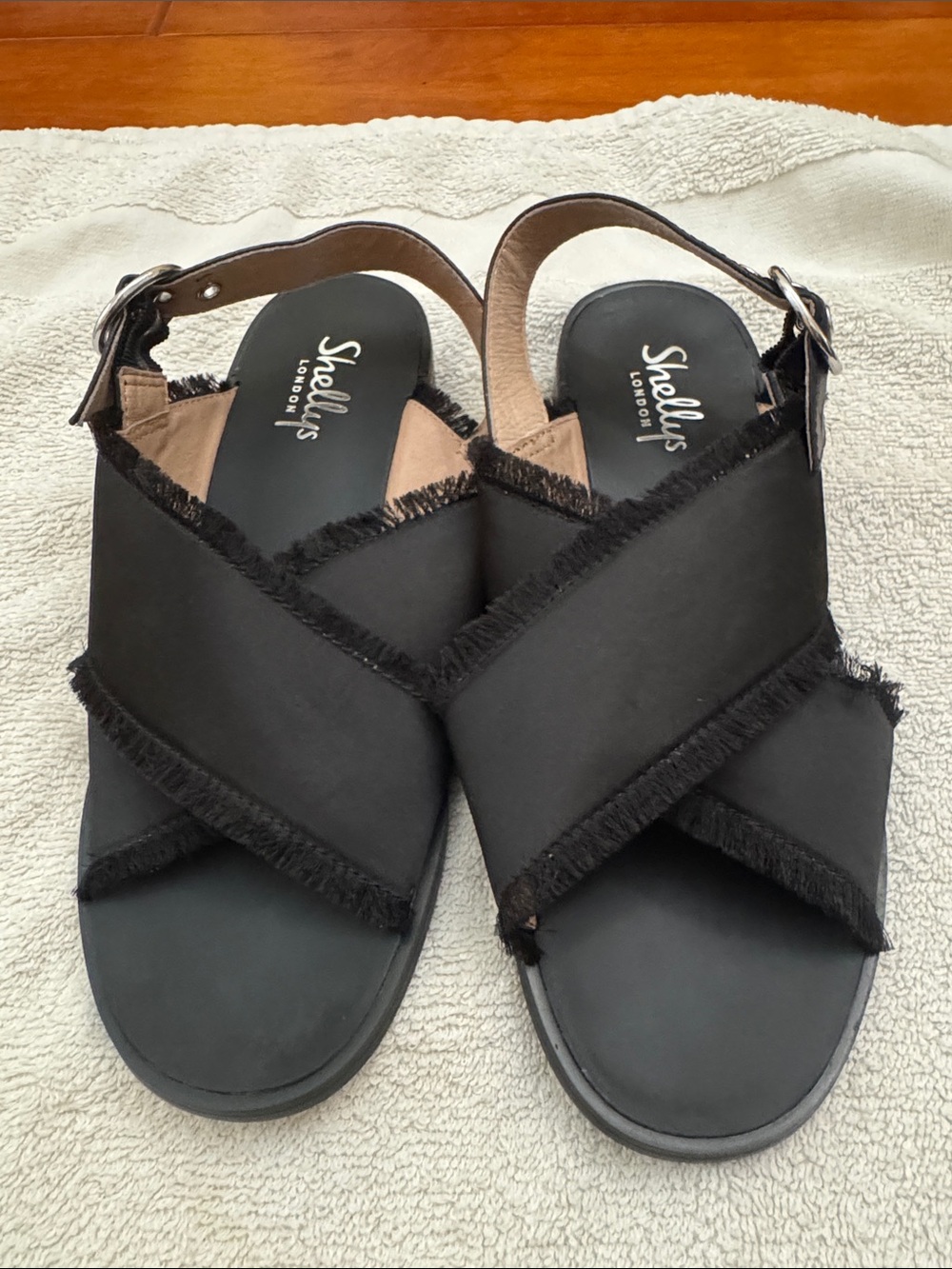 Shellys London Black Frayed Cross-Strap Sandals New w/o tags
